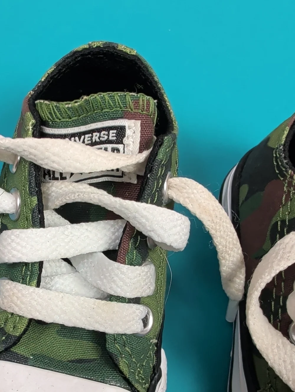 Converse Baby Boy Low-Top Canvas Sneakers Size 3 Camo